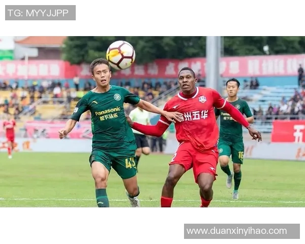 梅州客家迎战浙江绿城力争主场胜利展现球队实力与斗志