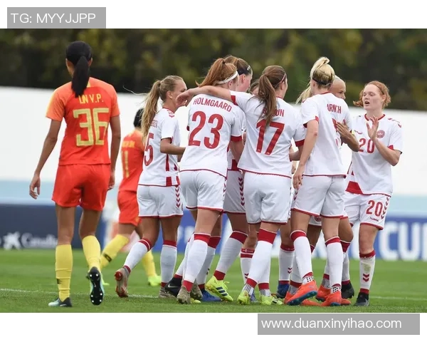 澳大利亚女足迎战英格兰女足精彩对决展现巾帼风采与竞技精神